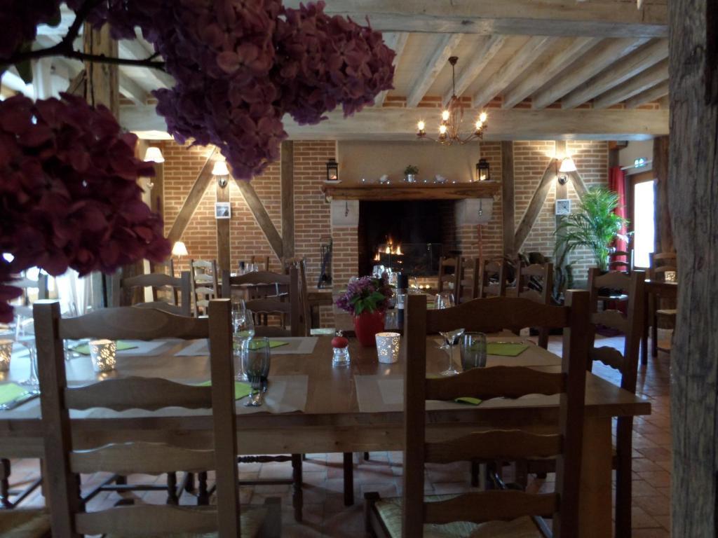 Bed and Breakfast La Margot'ine Montrieux-en-Sologne Esterno foto